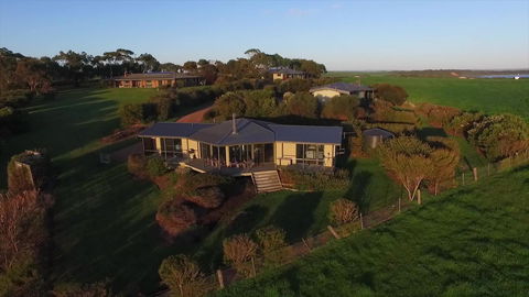 Limosa Rise - Hotel NSW 24