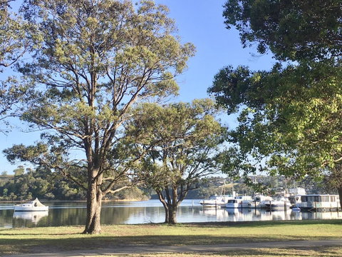 The Wheelhouse - 2BR Waterfront Apt In Town - Hotel NSW 6