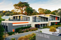 Book Flinders Accommodation Vacations Hotel NSW Hotel NSW