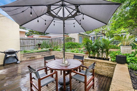 The Waterfront Apartment - Hotel NSW 12