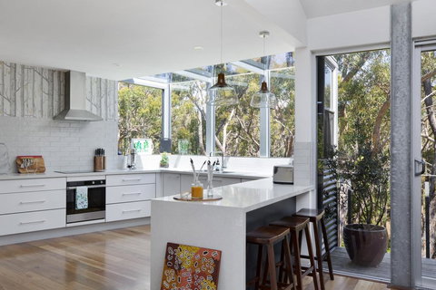 The Bird House - Hotel NSW 1