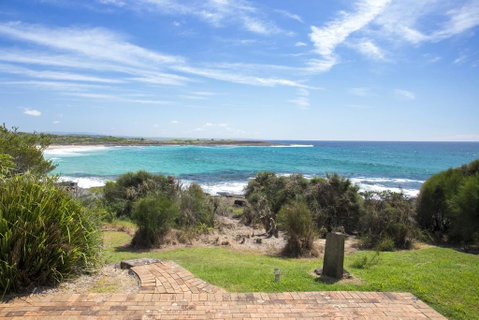 The Bunker Of Bawley - Hotel NSW 2