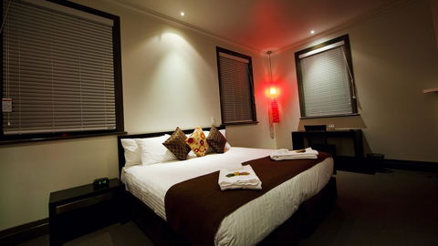 The Burwood Inn - Hotel NSW 1