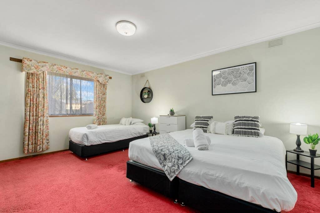 Mansfield VIC Hotel NSW