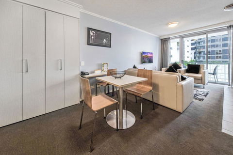 The Capitol Apartments - Hotel NSW 1
