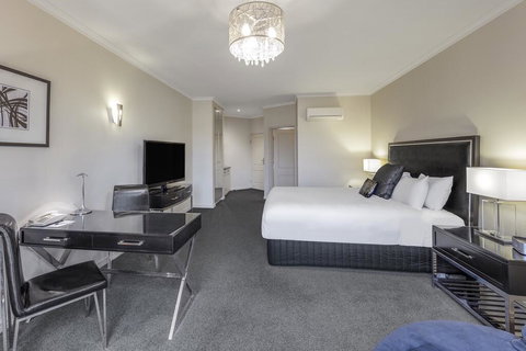 The Carrington Hotel - Hotel NSW 3