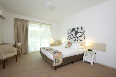 The Coast Motel - Hotel NSW 3
