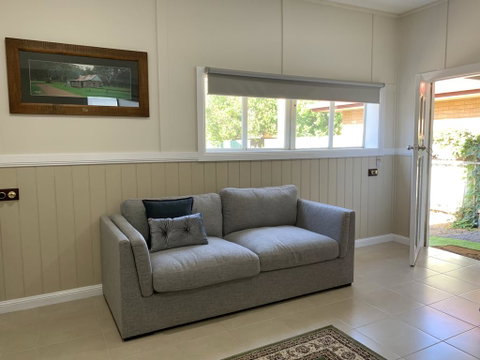 The Convent Boutique Accommodation & Cafe - Hotel NSW 2