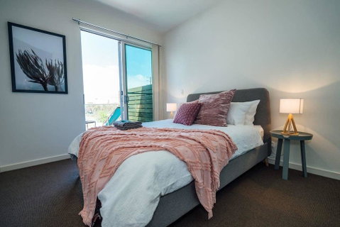 The Cove @ New Port-Pool - Spa - Sauna - Gym & More - Hotel NSW 2