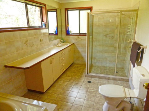 The Happy Shack @ Callala Bay - Hotel NSW 2