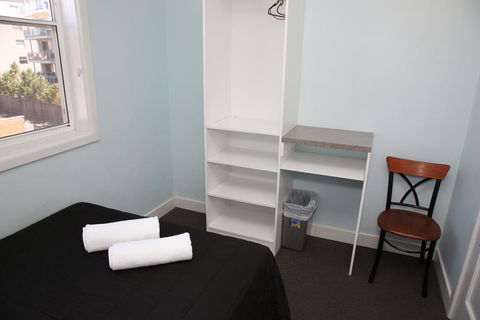 The Lakes Hotel - Hotel NSW 1