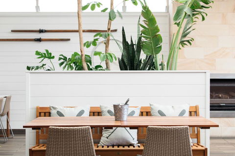 The Lakes Hotel - Hotel NSW 0