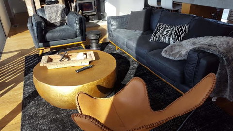 The Longhouse - Suite 2 - Hotel NSW 2