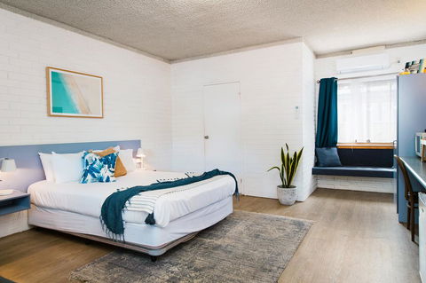 The Med Crescent Head - Hotel NSW 0