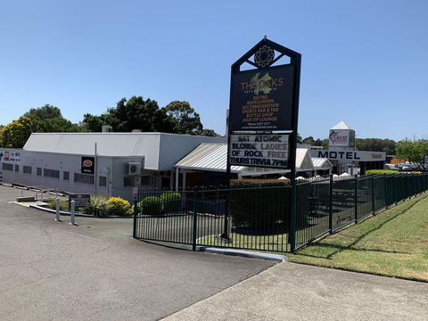 The Oaks Hotel Motel - Hotel NSW 0