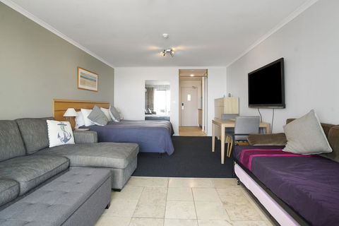 The Oaks Waterfront Resort, Unit 509 - Hotel NSW 3