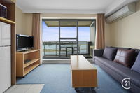 The Oaks Waterfront Resort Unit 511