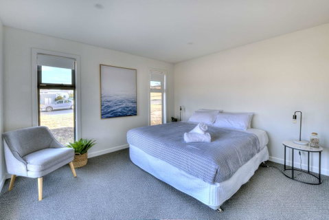 The Pines 2 - Hotel NSW 2