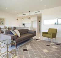 The Princess Bride - Executive 3BR Bulimba Apartment with Balcony in Central Location - Hotel NSW