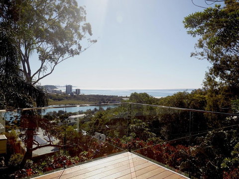 The Rays - Hotel NSW 3