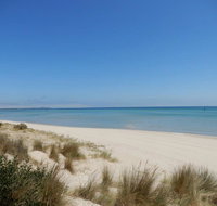 The Rosebud Beach Shack - Hotel NSW