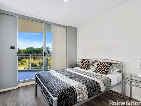 The Sanctuary #363 - 363/80 John Whiteway Drive - Hotel NSW 1