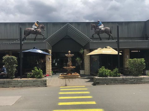 The Sportsman's Hotel - Hotel NSW 0