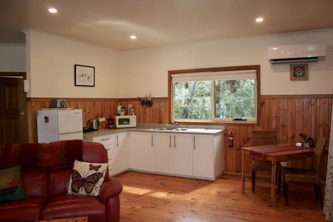 Tindoona Cottages - Hotel NSW 2