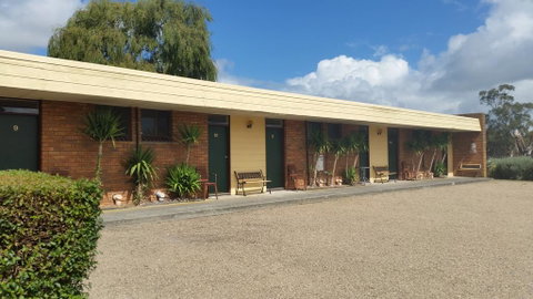 Toora Lodge Motel - Hotel NSW 1