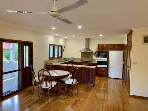 Tropical Styling - Hotel NSW 0