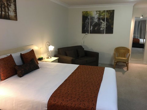 Tuckerbox Motor Inn - Hotel NSW 0