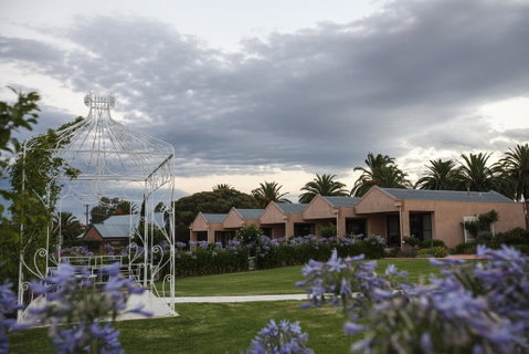 Tuileries Rutherglen - Hotel NSW 1