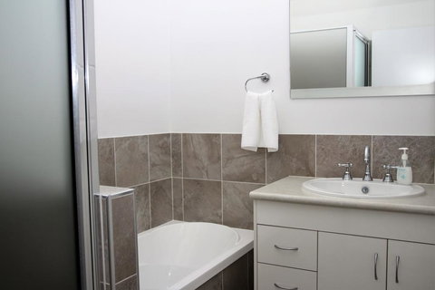 Two On Sunset - Hotel NSW 0