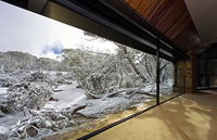Book Dinner Plain Accommodation Vacations Hotel NSW Hotel NSW