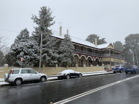 Victoria Albert Guest House Bar Cafe And Restaurant - Hotel NSW 0