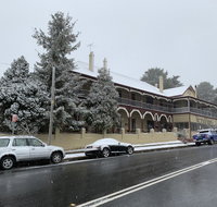 Victoria Albert Guest House Bar Cafe and Restaurant - Hotel NSW