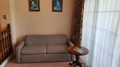 Victoria House Motor Inn - Hotel NSW 2