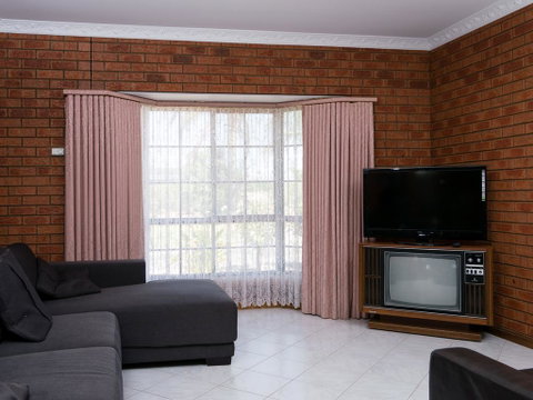 Vineyard Retreat Mildura - Hotel NSW 1