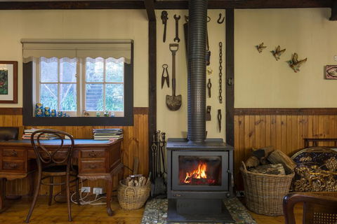 Walhalla Coach House - Hotel NSW 2