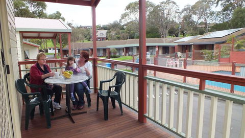 Warrnambool Motel And Holiday Park - Hotel NSW 2