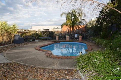 Warwick Motor Inn - Hotel NSW 1