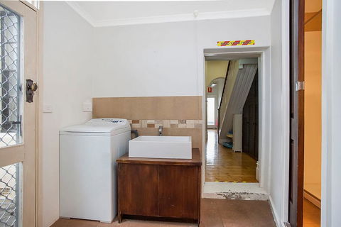 Plummers Mill - Central Townhouse - Hotel NSW 10