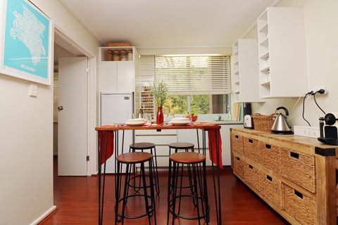 Colour Pop Fitzroy - 3 Bedroom Pet Friendly - Hotel NSW 3