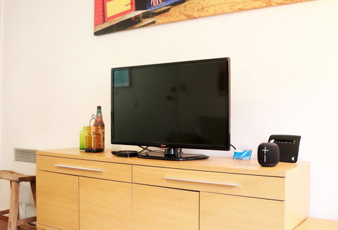 Colour Pop Fitzroy - 3 Bedroom Pet Friendly - Hotel NSW 26