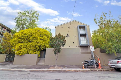 Colour Pop Fitzroy - 3 Bedroom Pet Friendly - Hotel NSW 28