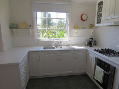 Walnut Cottage Via Leongatha - Hotel NSW 4
