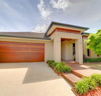 Newington Lakehouse - Hotel NSW