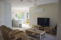 Book Horsham Accommodation Vacations Hotel NSW Hotel NSW