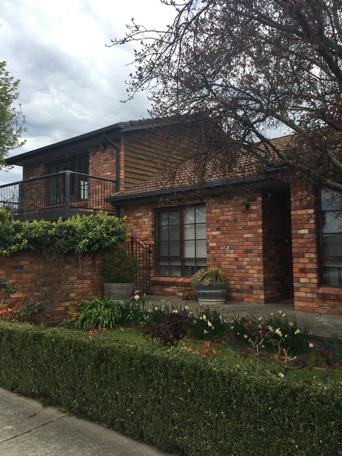 Ararat VIC Hotel NSW