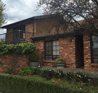 Bricks and Roses - Hotel NSW